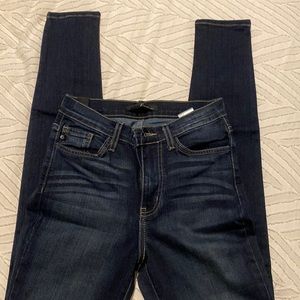 Women’s Kan Can skinny jeans